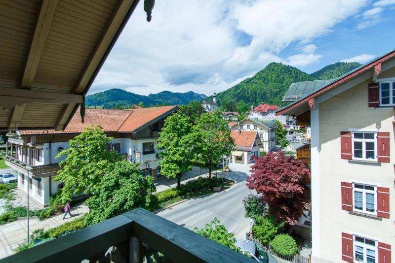 Café Chiemgau und Gästehaus Ruhpolding Exterior foto